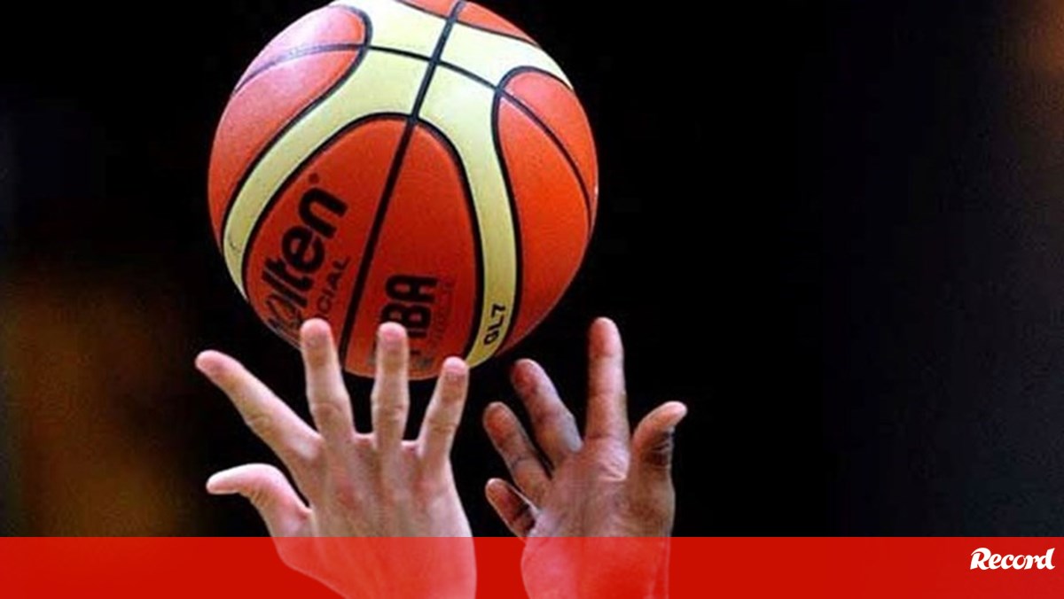 Angola vence Eslováquia no I Torneio Internacional de basquetebol