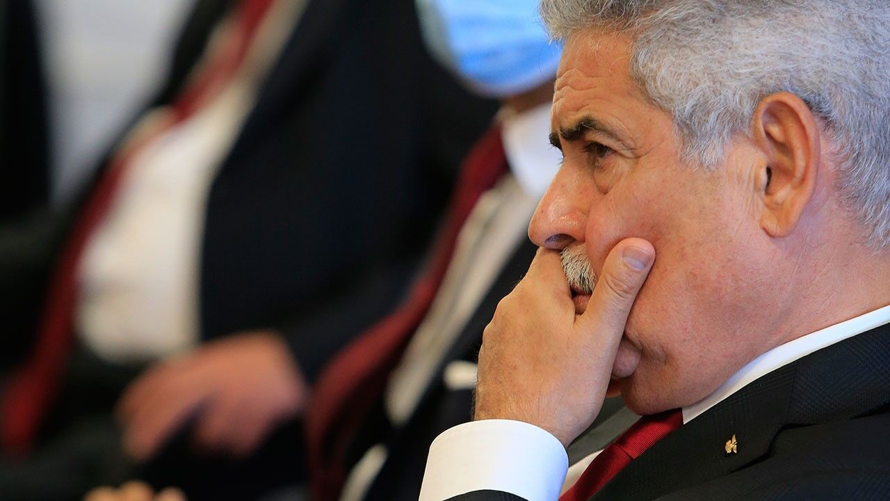 Vieira está no poder desde 2003 mas agora deverá ver travado o seu percurso