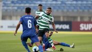 Destaque do Sporting: Tabata (nota 4) - Dizem que o 7 é número madrasto em Alvalade, mas se o dono da atual camisola continuar assim... então os sportinguistas rapidamente vão esquecer João Mário, que rumo para os lados da Luz. Ontem, e depois de Bragança também ter pegado na batuta, mas frente ao Portimonense, mostrou classe entre linhas, dando ao futebol do Sporting um perfume diferente, criativo e atrevido, sem nunca o deixar no risco.