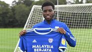 Sheyi Ojo (na época passada quando foi cedido ao Cardiff)