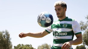 Rúben Vinagre faz a estreia pelo Sporting no particular frente ao Belenenses SAD