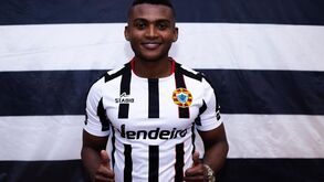 Rafael Assis reforça meio-campo do Varzim