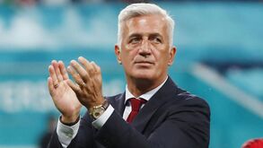 Vladimir Petković: «Saímos daqui de cabeça erguida»