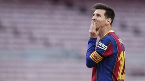 Do fair-play financeiro aos cortes salariais: Barcelona tenta de tudo para garantir Messi