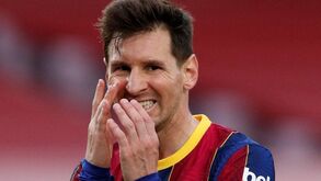 Barcelona com plano de contenção: guia de marcha para Umtiti e Pjanic para 'segurar' Messi