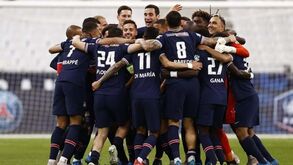 PSG precisa de lucrar 180 milhões de euros com transferências neste verão