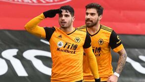 Falta pouco para um onze 100% português: armada lusa do Wolverhamtpon cresce com Trincão