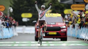 Ben O’Connor vence nona etapa do Tour após fuga brilhante a 17 km da meta