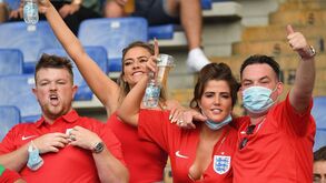 Federação espanhola faz campanha a pedir apoio de adeptos em Inglaterra