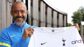 Da 'incógnita' Kane a Pjanic: como poderá ser o onze do Tottenham de Nuno Espírito Santo