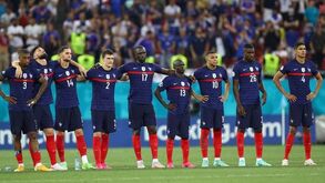 Justiça francesa abre inquérito após insultos racistas a jogadores da seleção