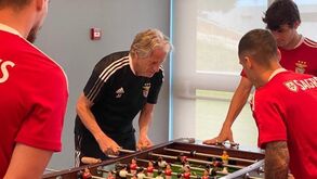 Jorge Jesus defronta jogadores do Benfica no 'primeiro grande jogo da época'