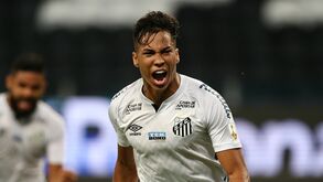 Juventus e Bruno Lage lutam por Kaio Jorge