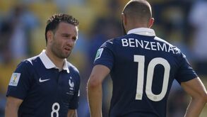 À grande, à traição e à francesa: sexo, mentiras e vídeo na bronca entre Benzema e Valbuena