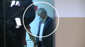 Vieira já está em casa: as primeiras imagens do ex-presidente do Benfica após detenção