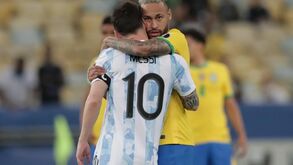 Tite elogia atitude de Neymar: «Mostra que no futebol existem adversários e não inimigos»