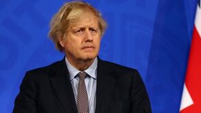 Federação e primeiro-ministro britânico condenam insultos racistas contra jogadores