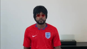 Evra goza com derrota inglesa no Euro'2020: da camisola devolvida ao hino... italiano