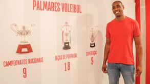 Zelão renova com o Benfica e vai cumprir 13.ª época na Luz