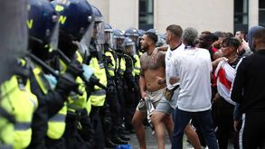  UEFA abre processo por incidentes na final de Wembley