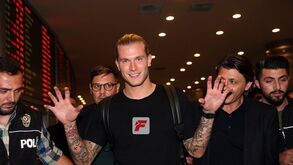 Pesadelo no Liverpool: Problemático Loris Karius está de regresso