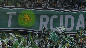 «Zero ídolos»: Torcida Verde reage ao ingresso de João Mário no Benfica