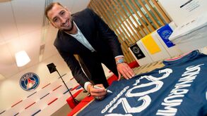 Donnarumma oficializado como reforço do Paris SG