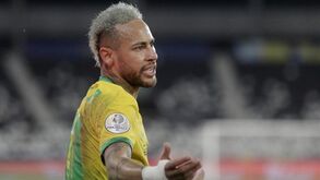 «Neymar está sobrevalorizado: os grandes contam-se pelos dedos de uma mão»