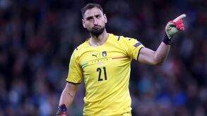 Buffon: «Donnarumma pode conquistar a Bola de Ouro»