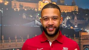 Oficial: Memphis Depay é reforço do Barcelona