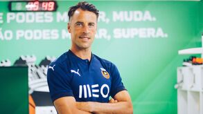 Rio Ave apresenta a nova camisola alternativa para a época 2021/22 em tons de azul escuro