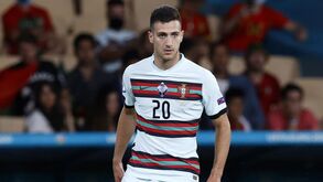 Milan leva nega por Diogo Dalot
