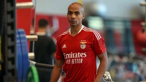 João Mário vai falhar primeira jornada contra o Moreirense
