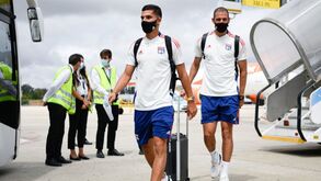 Ol. Lyon em Lisboa para defrontar o Sporting: as imagens da chegada da equipa francesa