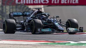 Hamilton melhor que Verstappen no 'aquecimento' para o GP da Hungria