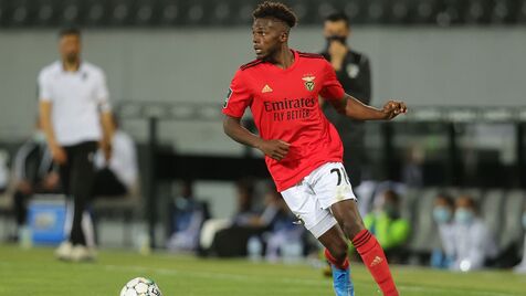 Nuno Tavares Hoje Em Londres Para Assinar Pelo Arsenal Benfica Jornal Record Nuno Tavares Hoje Em Londres Para Assinar Pelo Arsenal Benfica Jornal Record