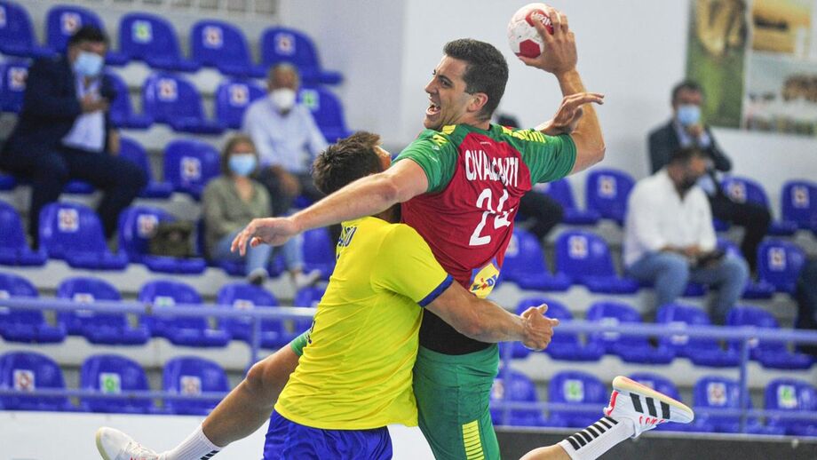 Cavalcanti falha jogo com a Argentina