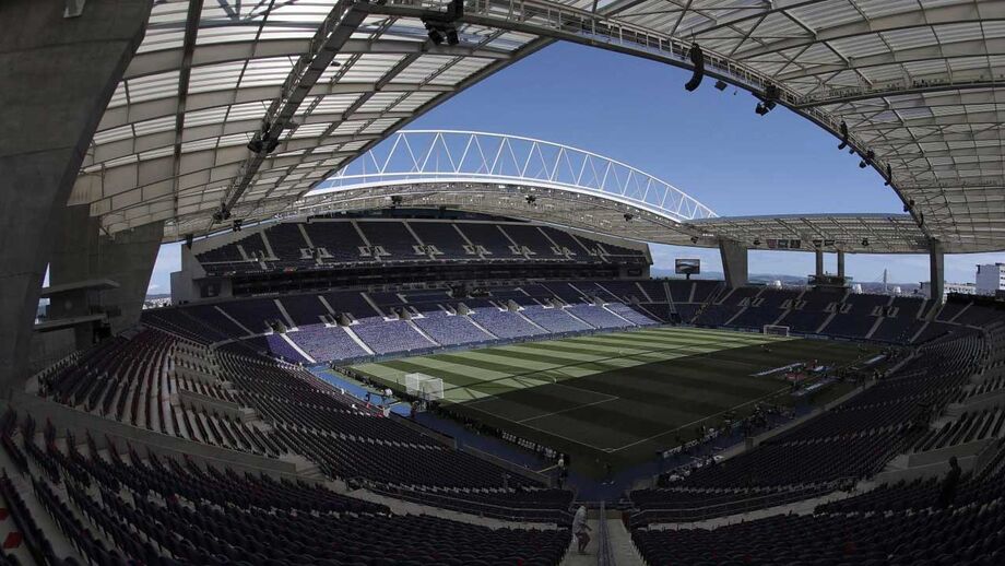 FC Porto quer ter público no Dragão frente ao Lyon
