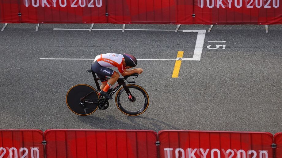 CRONO. João Almeida fez mais 3.30 minutos que Primoz Roglic