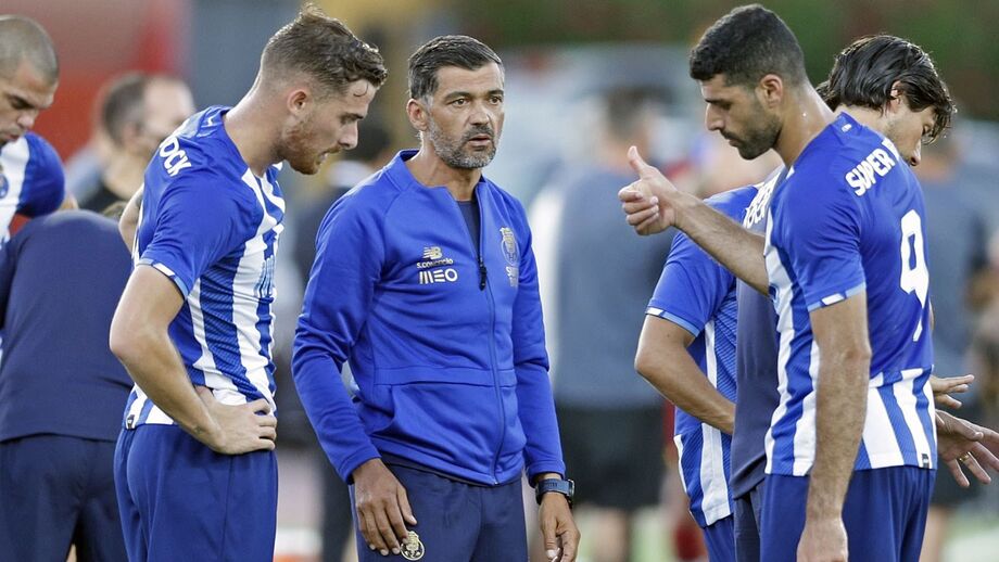 Confiança congela compras do FC Porto: avaliação positiva da pré-época