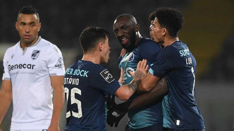 V. Guimarães com menos um jogo à porta fechada por cumprir no 'caso Marega'