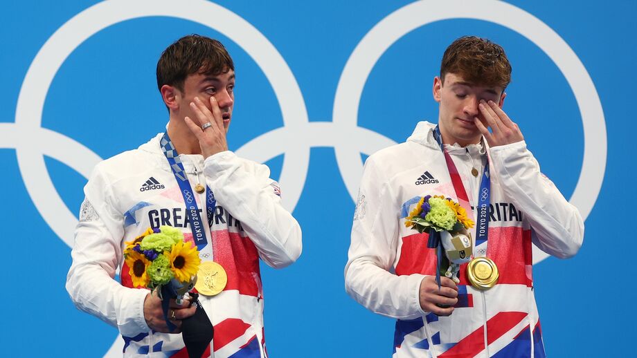 Daley (à esquerda) conquistou o ouro ao lado de Matty Lee