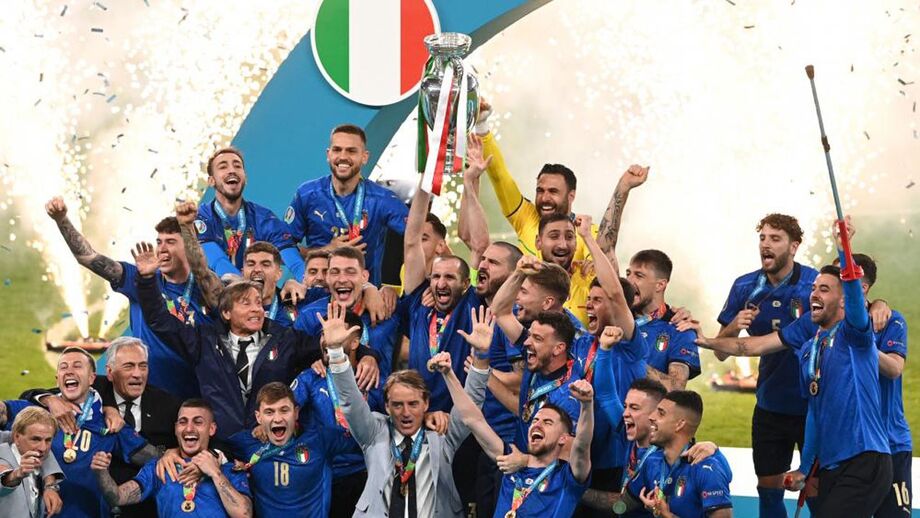 A crónica do Itália-Inglaterra, 1-1 (3-2 pen): brilhante ouro sobre azzurra