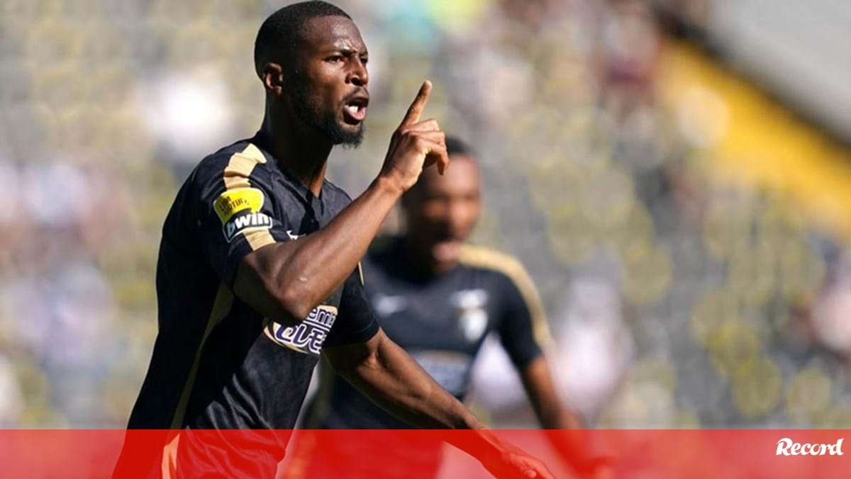 Beto announces intention to leave and appeals to Portimonense – Portimonense