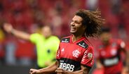 Willian Arão (Flamengo) - Subiu de rendimento com a chegada de Jorge Jesus ao Flamengo, em 2019, e voltou a conquistar essa importância na equipa agora sob o comando de Renato Gaúcho. 