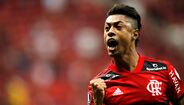 Bruno Henrique (Flamengo) - É atualmente o melhor marcador do Brasileirão, com oito golos.