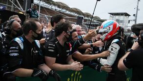 Esteban Ocon alcança primeira vitória da carreira no GP Hungria 