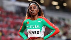 Lorène Bazolo em 7.º na série das 'meias' dos 200 metros