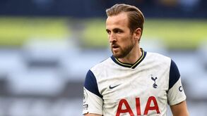 Harry Kane 'estica a corda': avançado inglês volta a não aparecer no treino do Tottenham
