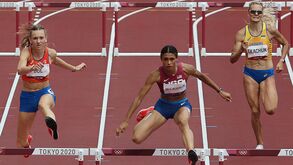 Sydney McLaughlin: Em miúda era subornada com doces e agora ganha medalhas... 